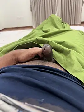 Raj3090 online show from November 16, 2025, 5:28 pm