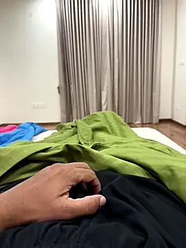 Raj3090 online show from November 25, 2025, 6:41 pm