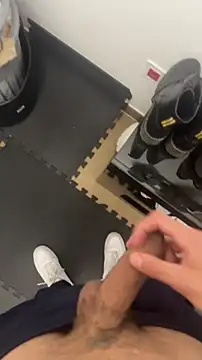 Snapshot of findomhot chatting on November 4, 2025, 8:45 pm findomhot online show from November 4, 2025, 8:45 pm