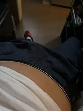 Snapshot of findomhot chatting on October 26, 2025, 5:24 pm findomhot online show from October 26, 2025, 5:24 pm