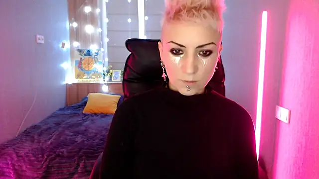 Sweet-n-Strong online show from December 16, 2025, 7:23 am