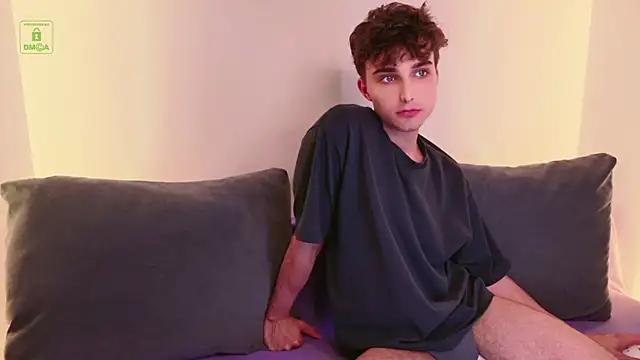 Snapshot of Richard_steele_hot chatting on July 15, 2026, 4:03 pm Richard steele hot online show from July 15, 2026, 4:03 pm