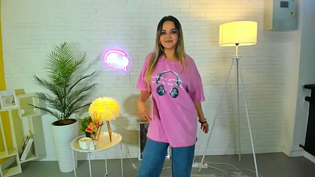 LatoshaSambor online show from October 27, 2025, 12:28 pm