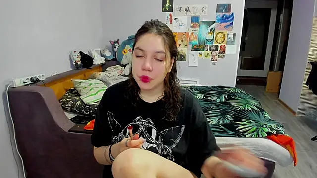 Snapshot of AgathaNott chatting on October 25, 2025, 12:39 pm AgathaNott online show from October 25, 2025, 12:39 pm