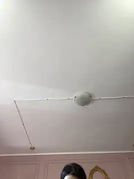 kittykelly online show from November 3, 2025, 9:13 am