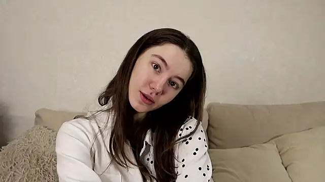 Snapshot of Petalwren chatting on January 14, 2026, 11:14 am Petalwren online show from January 14, 2026, 11:14 am