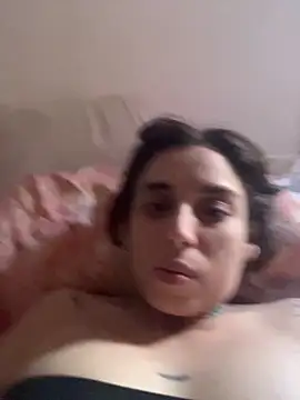 gigi333regi online show from November 21, 2025, 4:50 pm