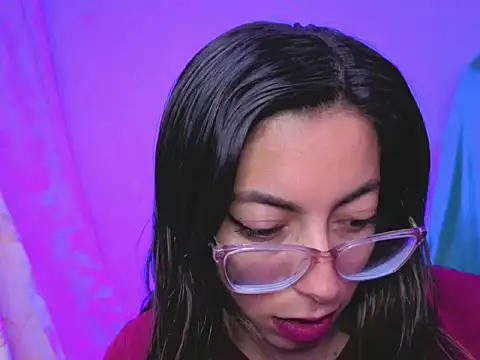 Snapshot of zylla_storn chatting on February 1, 2026, 8:23 am zylla storn online show from February 1, 2026, 8:23 am