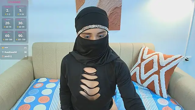 Snapshot of Lailaa_lush chatting on November 13, 2025, 8:18 am Lailaa lush online show from November 13, 2025, 8:18 am