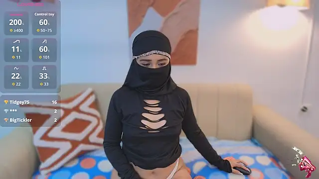 Snapshot of Lailaa_lush chatting on November 22, 2025, 7:18 am Lailaa lush online show from November 22, 2025, 7:18 am