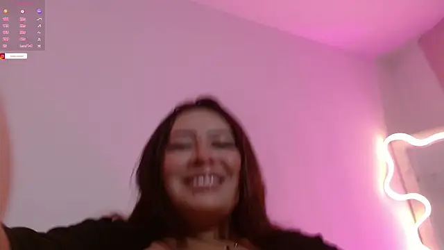 damii tay1 online show from February 8, 2026, 3:15 am