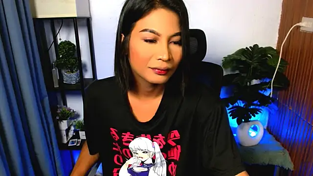 YourPrettyBella TS online show from June 25, 2026, 6:02 pm