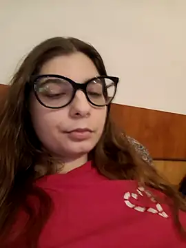 sweetbabygirlforyou online show from February 15, 2026, 3:55 pm