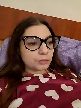 sweetbabygirlforyou online show from March 25, 2026, 10:41 pm