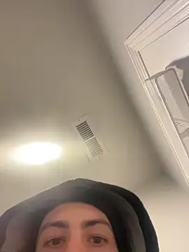 Snapshot of slimshadypt2 chatting on November 25, 2025, 6:52 pm slimshadypt2 online show from November 25, 2025, 6:52 pm