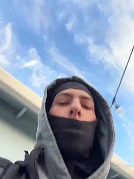 Snapshot of slimshadypt2 chatting on January 18, 2026, 12:47 am slimshadypt2 online show from January 18, 2026, 12:47 am