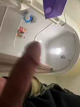 Snapshot of slimshadypt2 chatting on November 22, 2025, 10:58 am slimshadypt2 online show from November 22, 2025, 10:58 am