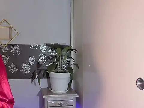 SamaradelaRoux online show from October 27, 2025, 2:56 am