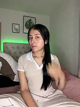 BIJOU SECRET online show from March 25, 2026, 3:17 am