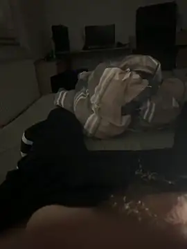 Snapshot of PetrTucnak chatting on March 19, 2026, 9:59 pm PetrTucnak online show from March 19, 2026, 9:59 pm