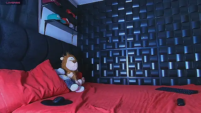 Kesha rosse  online show from February 8, 2026, 5:16 am