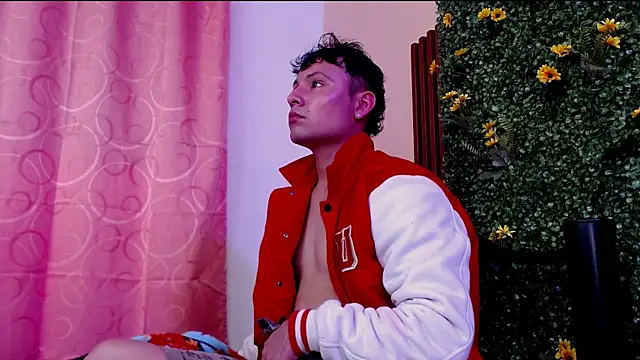 Snapshot of angel666smit chatting on November 7, 2025, 6:23 pm angel666smit online show from November 7, 2025, 6:23 pm