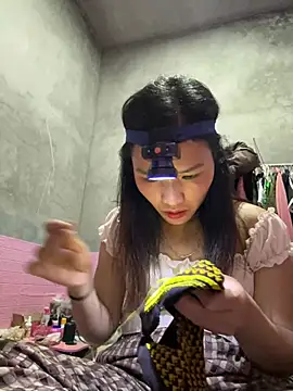 Yunzang online show from February 28, 2026, 1:11 pm