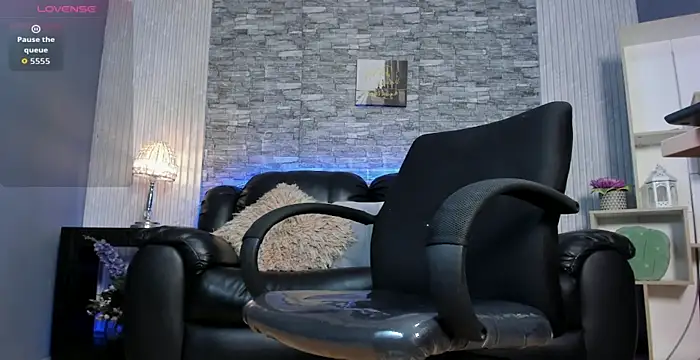 zack joness18 online show from April 9, 2026, 6:19 am