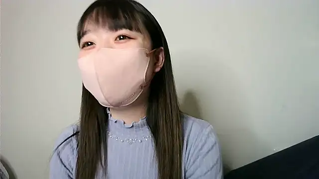 yua chan00 online show from November 26, 2025, 12:27 pm