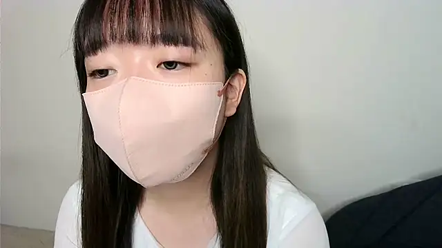 yua chan00 online show from October 28, 2025, 2:05 pm