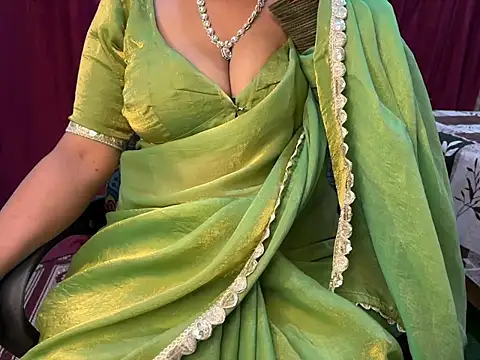 Snapshot of Ritika_janu chatting on May 15, 2026, 5:38 am Ritika janu online show from May 15, 2026, 5:38 am