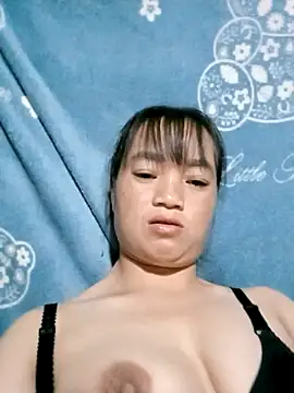 Snapshot of Noelle-e chatting on October 25, 2025, 1:56 pm Noelle-e online show from October 25, 2025, 1:56 pm