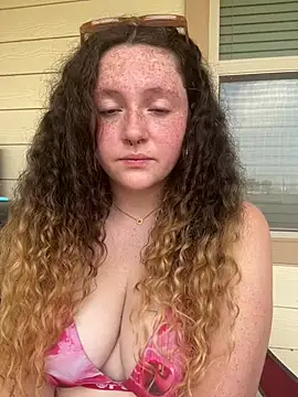 sugasunny04 online show from February 20, 2026, 7:27 pm