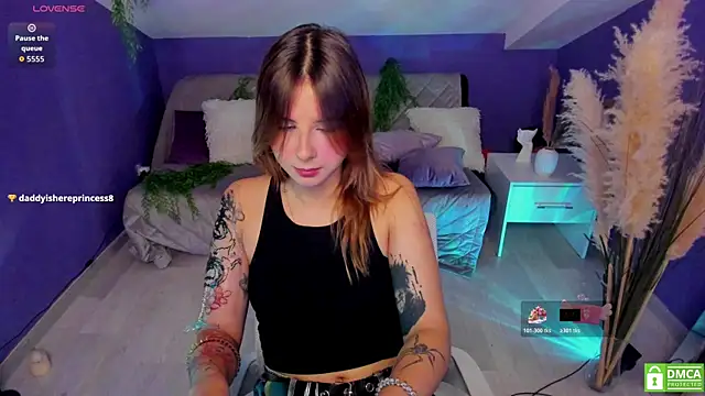 JasminDreame  online show from November 9, 2025, 2:32 pm