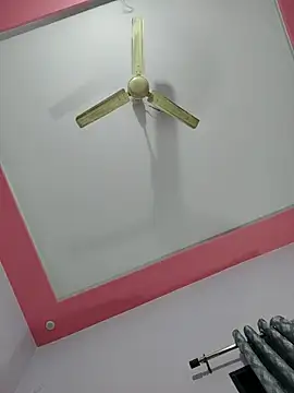 BLACKSUNNYBBC online show from April 28, 2026, 8:02 pm