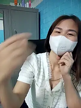 Donatella28 online show from April 15, 2026, 11:05 am