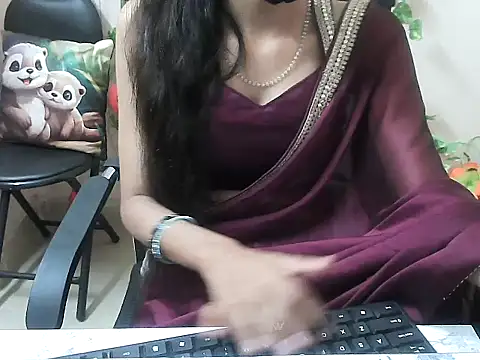 lo e shreya online show from November 20, 2025, 3:40 am