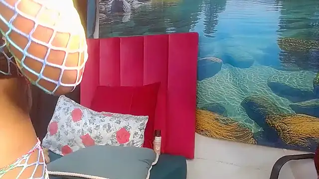 Lisa-001 online show from February 17, 2026, 6:22 am