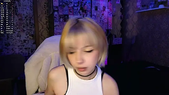 MissMorganMoon online show from February 16, 2026, 10:18 pm