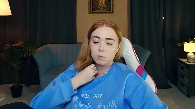 AddieOsler online show from December 17, 2025, 8:47 pm