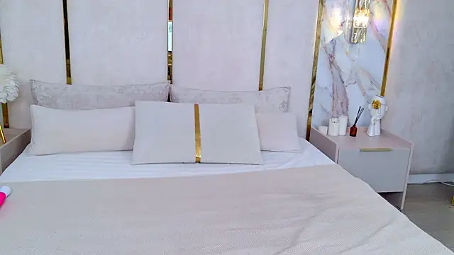 Sandy Edvards online show from February 27, 2026, 4:56 am