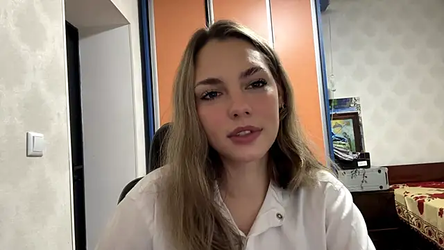 Snapshot of IlanaLafferty chatting on November 11, 2025, 6:36 pm IlanaLafferty online show from November 11, 2025, 6:36 pm