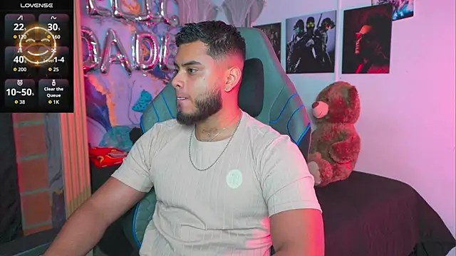 Tiler wolker online show from April 14, 2026, 12:15 am