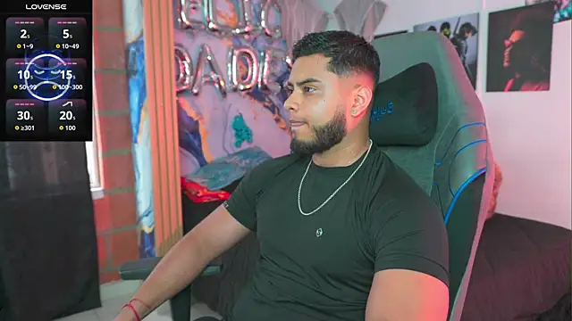 Tiler wolker online show from March 30, 2026, 9:05 pm