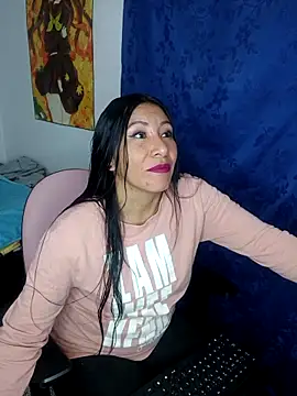 Snapshot of Esmeralda_546 chatting on February 11, 2026, 9:36 pm Esmeralda 546 online show from February 11, 2026, 9:36 pm