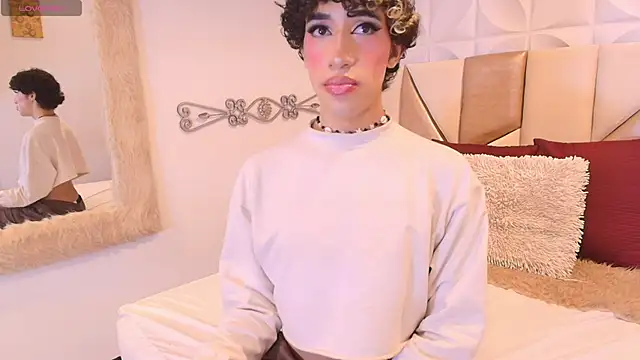 Nayla Monroee online show from January 11, 2026, 1:40 pm