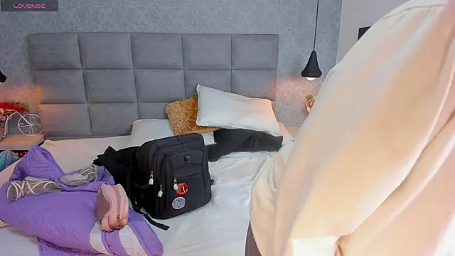 Snapshot of Luna_Bella3 chatting on February 18, 2026, 11:17 am Luna Bella3 online show from February 18, 2026, 11:17 am