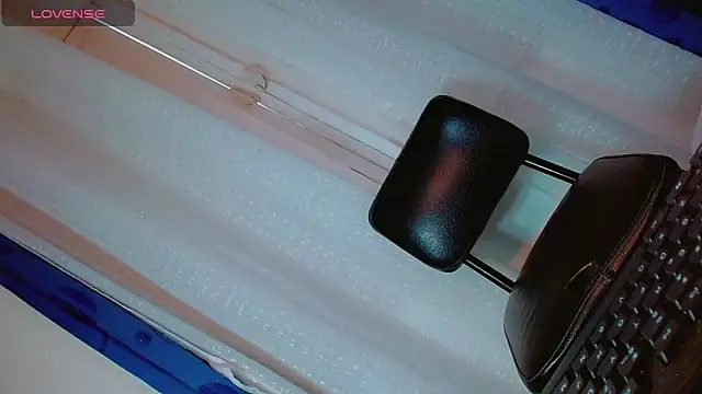 Snapshot of chairahot2 chatting on November 23, 2025, 3:44 pm chairahot2 online show from November 23, 2025, 3:44 pm