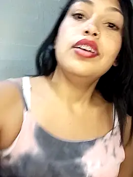 aleexacandy online show from December 5, 2025, 8:06 pm