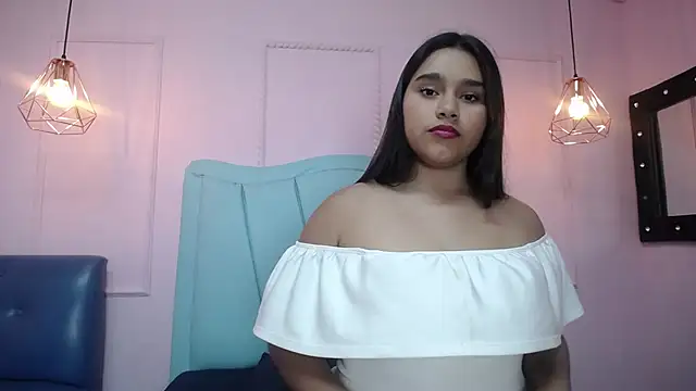 maiacurvy online show from October 25, 2025, 11:16 pm